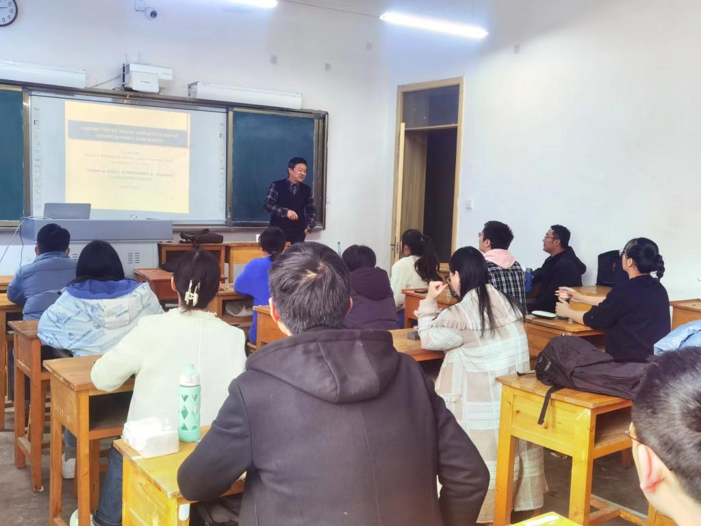 銀齡伍老師報(bào)告.jpg 銀齡伍老師報(bào)告.jpg